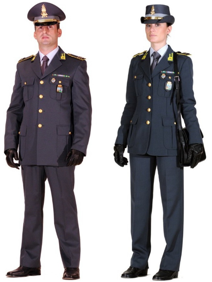 Pubblicato sulla Gazzetta Ufficiale il bando di concorso per 16 Tenenti della Guardia di Finanza Pubblicato sulla Gazzetta Ufficiale il bando di concorso per 16 Tenenti della Guardia di Finanza