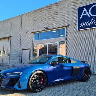 Desideri provare l'emozione di guidare una supercar straniera in pronta consegna? Da AC Motors entri, scegli, paghi e porti via! Desideri provare l'emozione di guidare una supercar straniera in pronta consegna? Da AC Motors entri, scegli, paghi e porti via!