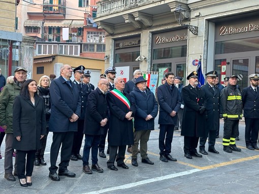Giorno della memoria, il consigliere regionale Veronica Russo a Porto Maurizio Giorno della memoria, il consigliere regionale Veronica Russo a Porto Maurizio