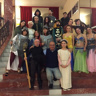 Il ringraziamento dell’associazione 'L’Istrione' per la partecipazione del pubblico alla rappresentazione dello spettacolo benefico 'Giovanna d’Arco'