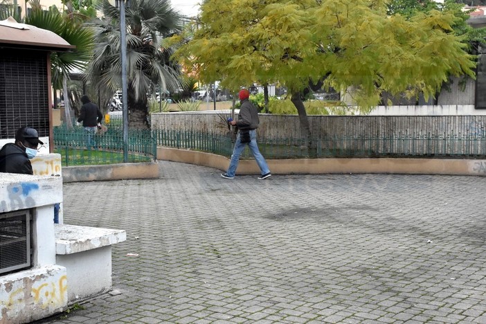 Sanremo: spaccia droga ai giardini Medaglie d'Oro, 61enne matuziano fermato dalla Polizia Sanremo: spaccia droga ai giardini Medaglie d'Oro, 61enne matuziano fermato dalla Polizia