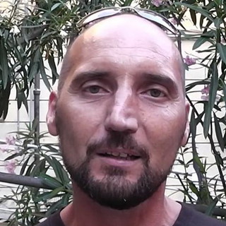 Imperia: presentazione del libro di Dominique Venner in Biblioteca, intervista al coordinatore regionale di Casa Pound Imperia: presentazione del libro di Dominique Venner in Biblioteca, intervista al coordinatore regionale di Casa Pound