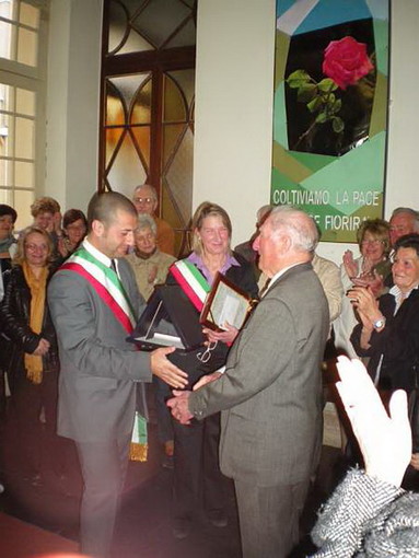 Oltre 200 persone per il 100° compleanno del vallecrosino (nato a Vallebona) Giovanni 'Jean' Guglielmi