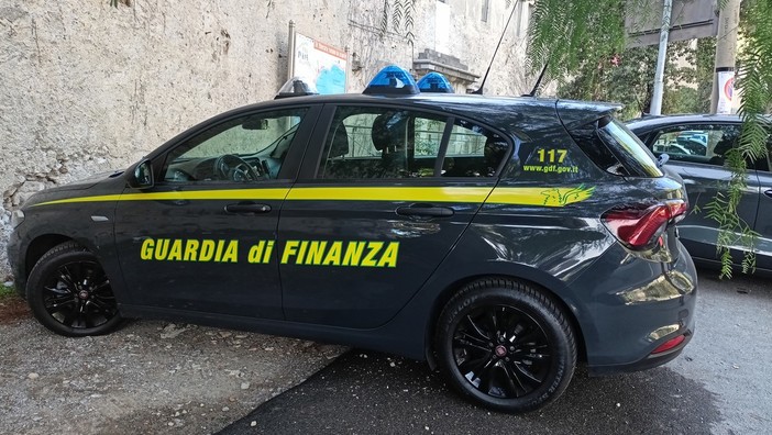 Guardia di Finanza di Imperia, controlli su imprese edilizie: 3,5 milioni di euro di imposte evase Guardia di Finanza di Imperia, controlli su imprese edilizie: 3,5 milioni di euro di imposte evase