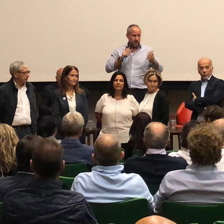 Verso le Amministrative 2019: ieri sera all'Ariston Roof i primi candidati del 'Gruppo dei 100' (Foto)