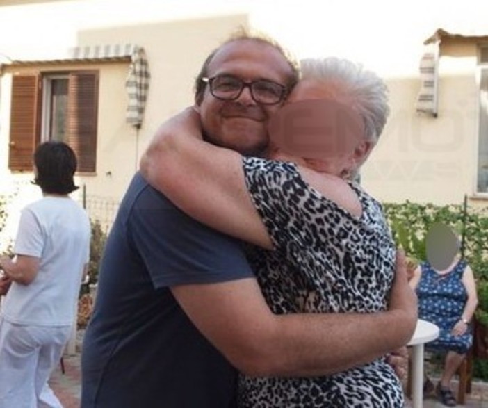 San Bartolomeo al Mare: è morto Giovanni Bo, caposala storico della residenza Protetta per anziani 'Valverde' San Bartolomeo al Mare: è morto Giovanni Bo, caposala storico della residenza Protetta per anziani 'Valverde'
