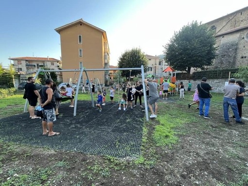 Giardini Padre Santo a Camporosso, Gibelli: "I genitori collaborano con Comune per controllare e pulire lo spazio giochi”