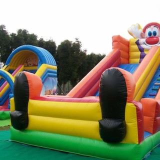 Sanremo: gonfiabili sul solettone e piazza Colombo chiusa dalle 21 alle 24 per tutta l'estate