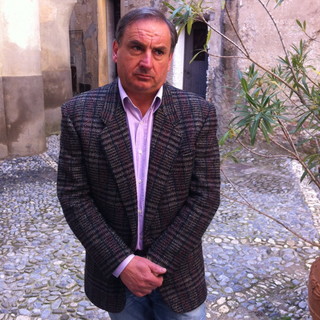 Castelvittorio: cane pericoloso viene 'condannato' agli arresti da un'ordinanza del Sindaco Gianstefano Orengo Castelvittorio: cane pericoloso viene 'condannato' agli arresti da un'ordinanza del Sindaco Gianstefano Orengo