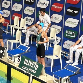 Nuoto, ottimi risultati per la ponentina Giulia Viacava al campionato Elite francese e agli assoluti italiani (Foto)