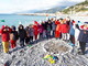 Ventimiglia: questa mattina gli alunni dell'Istituto Comprensivo 'Cavour' sulla spiaggia per la 'Giornata della Memoria'