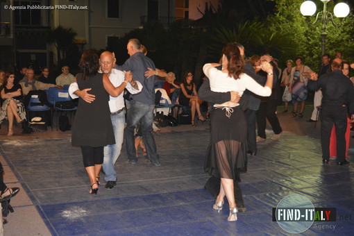 Bordighera: sabato 27 febbraio, evento benefico ‘Milonga per Pluto’ al Ristorante Chez Louis