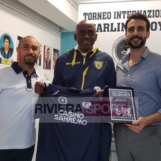 Calcio, Torneo Internazionale Carlin's Boys. Alla competizione c'è la presenza di Luciano (VIDEO) Calcio, Torneo Internazionale Carlin's Boys. Alla competizione c'è la presenza di Luciano (VIDEO)