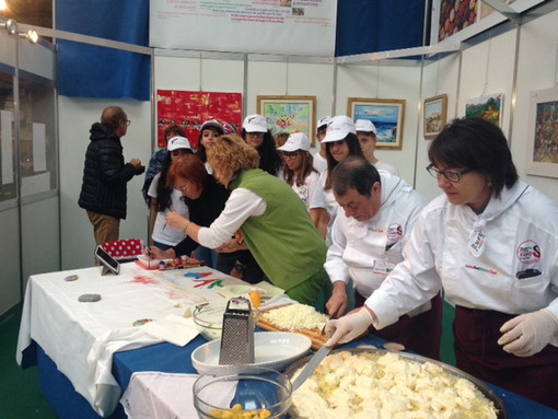 Expo e Territori: Arte e food con lo chef Renato Grasso della Valle Arroscia  e le artiste russe Elena Buzhurina e AlenaYazerskaya