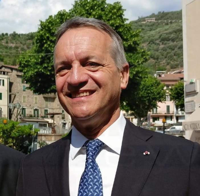 Costa Azzurra: arrestato il sindaco di Monaco Georges Marsan, perquisizioni in corso Costa Azzurra: arrestato il sindaco di Monaco Georges Marsan, perquisizioni in corso