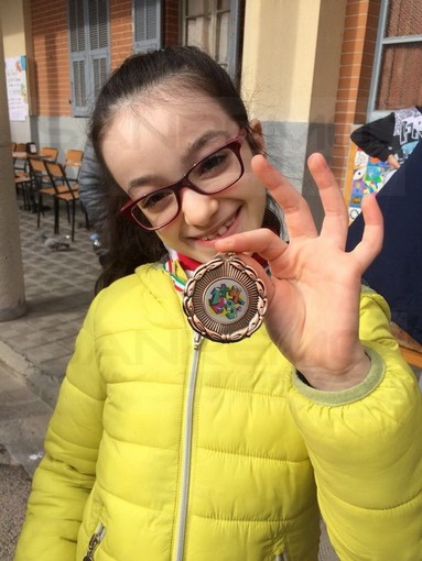 Sanremo: un'alunna di 9 anni della scuola Mater Misericordiae si impone sui giochi d’autunno in matematica