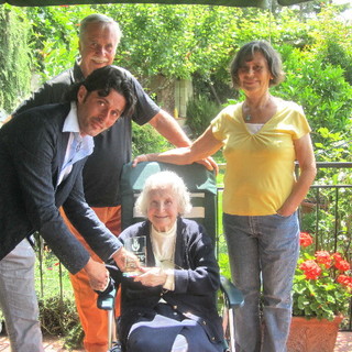Sanremo: riconoscimento dell'amministrazione comunale alla centenaria Giulietta Celi