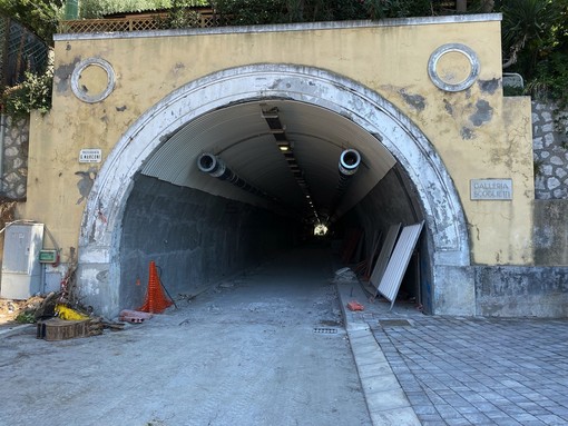 Ventimiglia: lunedì prossimo lavori di Rivieracqua, chiusa la galleria Scoglietti e qualche disagio Ventimiglia: lunedì prossimo lavori di Rivieracqua, chiusa la galleria Scoglietti e qualche disagio
