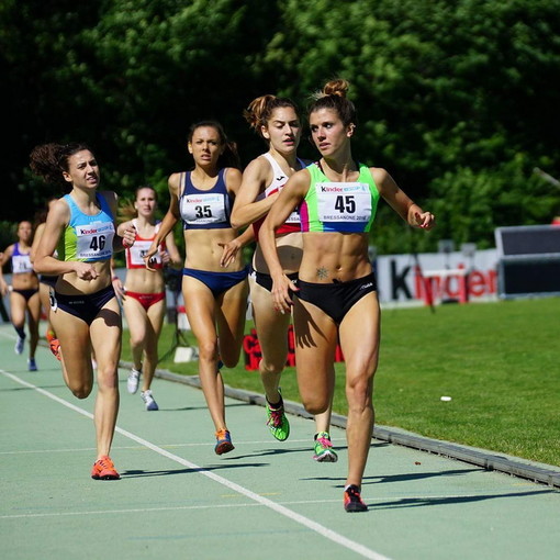 Nella foto Gaia Tarsi (numero 45) in azione: per l'atleta matuziana doppio personal best a Bressanone