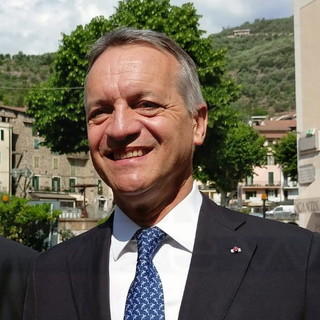 Costa Azzurra: arrestato il sindaco di Monaco Georges Marsan, perquisizioni in corso Costa Azzurra: arrestato il sindaco di Monaco Georges Marsan, perquisizioni in corso