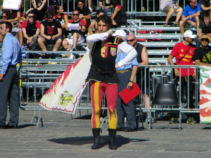 Successo per la trasferta a Ferrara del Gruppo Sbandieratori e Musici di Ventimiglia