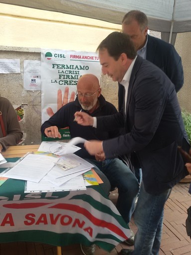 #ElezioniRegionali2015: Gabriele Cascino ad Imperia firma con la Cisl per un fisco più equo