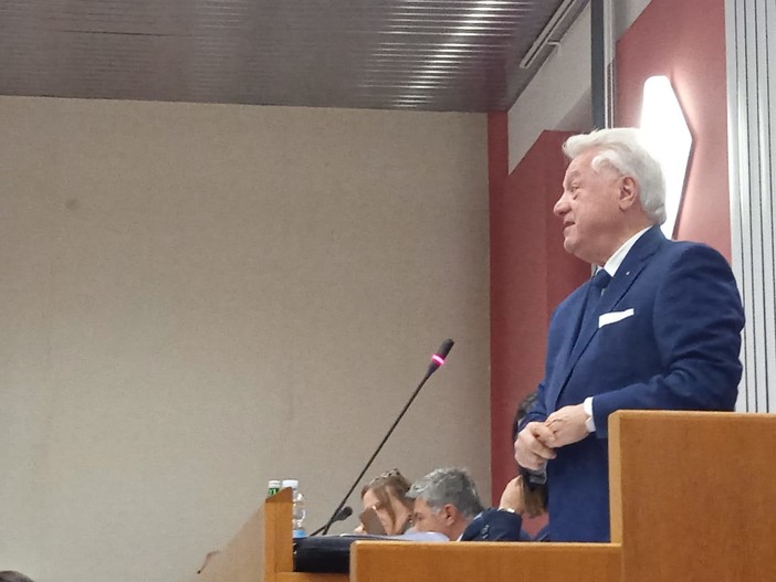 Ventimiglia, "un centro di studio nei locali sottostanti la biblioteca Aprosiana": l’interrogazione di Scullino Ventimiglia, "un centro di studio nei locali sottostanti la biblioteca Aprosiana": l’interrogazione di Scullino