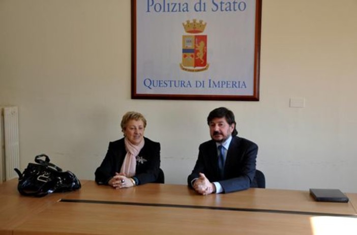 Giuseppa Geremia, qui in una foto con il questore Pasquale Zazzaro