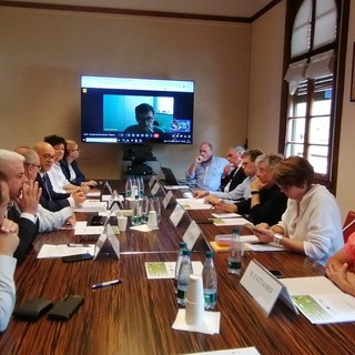 Imperia, alla Camera di Commercio il progetto Interreg "Goccia a Goccia” Imperia, alla Camera di Commercio il progetto Interreg "Goccia a Goccia”