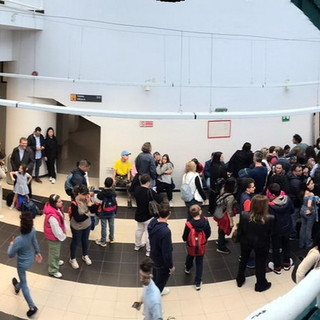 Ventimiglia, l'istituto Cavour celebra i suoi campioni di matematica Diego Restivo e Amir Aissa Akmoum Ventimiglia, l'istituto Cavour celebra i suoi campioni di matematica Diego Restivo e Amir Aissa Akmoum