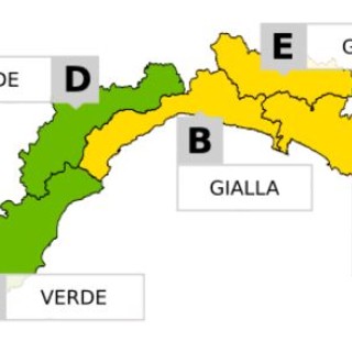 Per piogge diffuse e temporali, allerta meteo gialla sul centro levante. La nostra provincia colpita marginalmente Per piogge diffuse e temporali, allerta meteo gialla sul centro levante. La nostra provincia colpita marginalmente