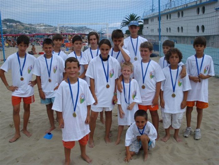 Sanremo: la squadra delle Tartarughe vince l'edizione 2010 dei 'Giochi in Spiaggia PGS' Sanremo: la squadra delle Tartarughe vince l'edizione 2010 dei 'Giochi in Spiaggia PGS'