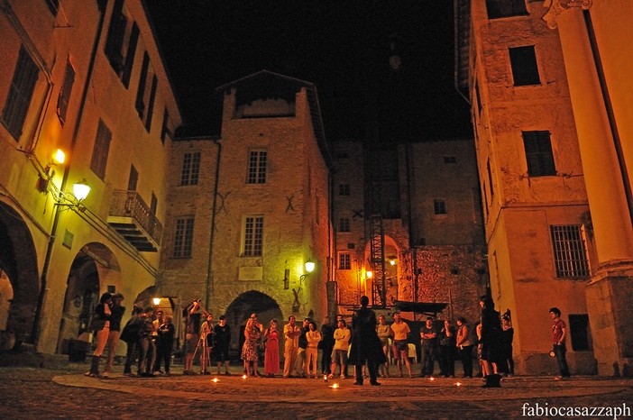 Autunnonero Ghost Tour Triora, nuova edizione: ora anche personalizzato e in lingua inglese Autunnonero Ghost Tour Triora, nuova edizione: ora anche personalizzato e in lingua inglese