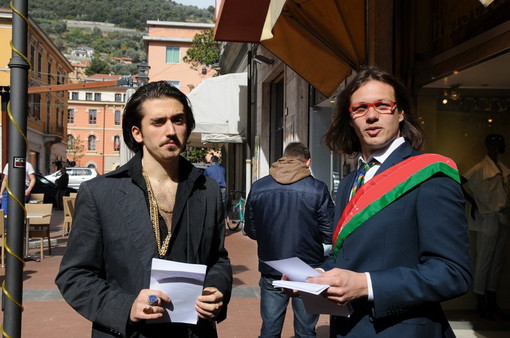 Saviano cita Ventimiglia tra i comuni sciolti per mafia: D’Eusebio “‘Ringraziamo’ Scullino e l’ex giunta per la pubblicità” Saviano cita Ventimiglia tra i comuni sciolti per mafia: D’Eusebio “‘Ringraziamo’ Scullino e l’ex giunta per la pubblicità”