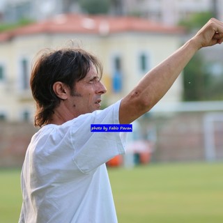 Nella foto Carlo Calabria, allenatore della Sanremese