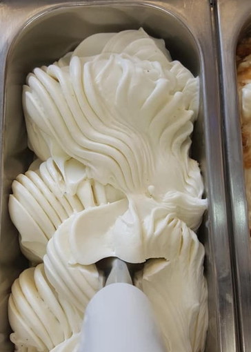 In estate con la seconda fioritura della Lavanda 'Imperia' spazio agli artigiani gelatieri per il gelato alla Lavanda