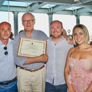 Ventimiglia, Giovanni Battista Borea D’Olmo va in pensione. Di Muro: "Senza di lui Cala del Forte non sarebbe diventato realtà"