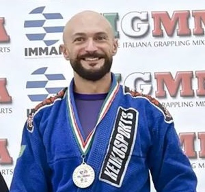 Arti marziali. Il sanremese Marco Gavino è campione italiano di Brazilian Jiu Jitsu e Grappoling No Gi: "Vittorie dedicate al mio Maestro Bernardo Serrini" (VIDEO)