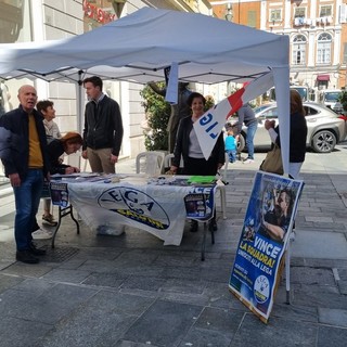 Sanremo: nel weekend della Festa della Mamma un gazebo di sensibilizzazione sull'utero in affitto