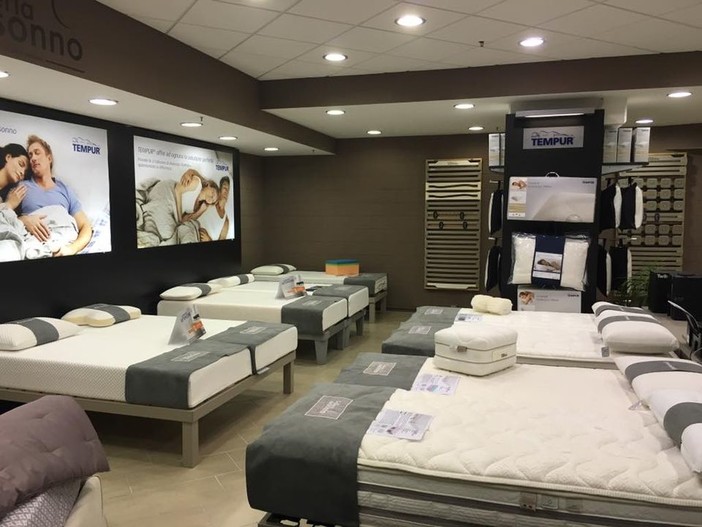 Alla Galleria del Sonno il dormire bene si tocca con mano: un'ampia gamma di prodotti e super offerta Tempur su reti e materassi