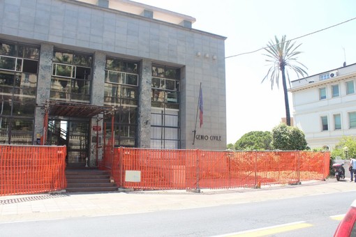Imperia: la Provincia mette all'asta i locali dell'ex Genio Civile. Prezzo di vendita 697mila euro Imperia: la Provincia mette all'asta i locali dell'ex Genio Civile. Prezzo di vendita 697mila euro