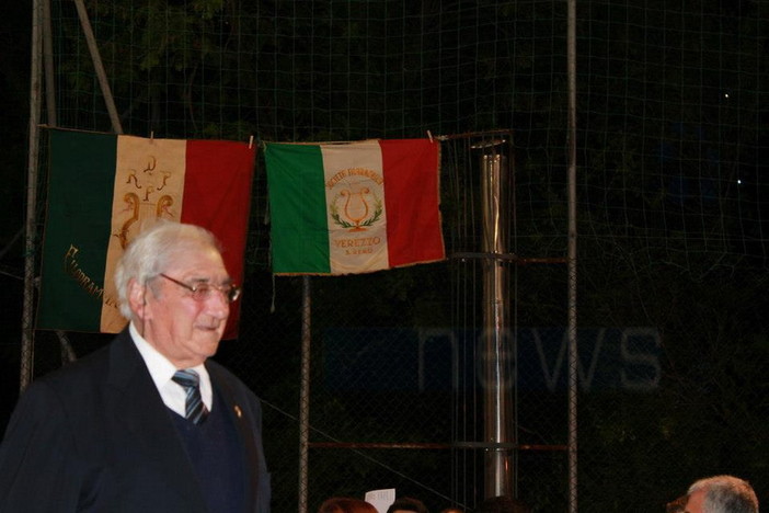Sanremo: è morto a 80 anni il Maestro Giovanni 'Nino' Modena, direttore della Filarmonica di Verezzo Sanremo: è morto a 80 anni il Maestro Giovanni 'Nino' Modena, direttore della Filarmonica di Verezzo