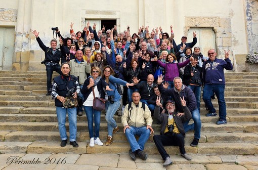 Perinaldo: successo per il I° incontro fotografico di Primavera con più di 68 fotoamatori Perinaldo: successo per il I° incontro fotografico di Primavera con più di 68 fotoamatori