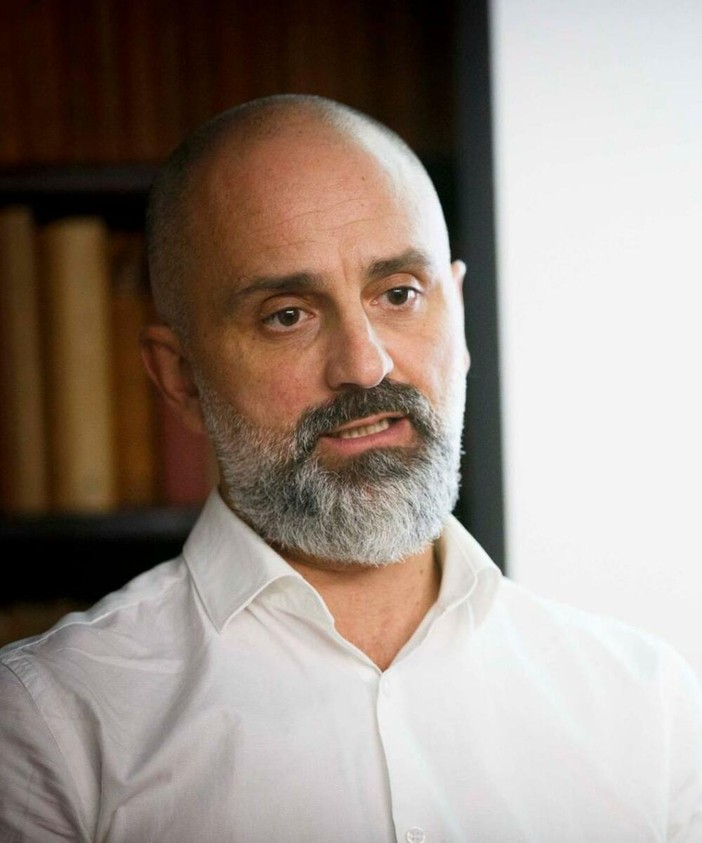 Sanremo, Giuseppe Antonelli ai Martedì Letterari del Casinò per presentare "Alfabit" Sanremo, Giuseppe Antonelli ai Martedì Letterari del Casinò per presentare "Alfabit"