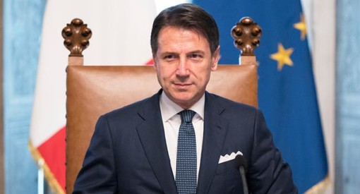 Covid e restrizioni dalla prossima settimana: vertice tra Governo e Regioni, le prime anticipazioni dal vertice Covid e restrizioni dalla prossima settimana: vertice tra Governo e Regioni, le prime anticipazioni dal vertice