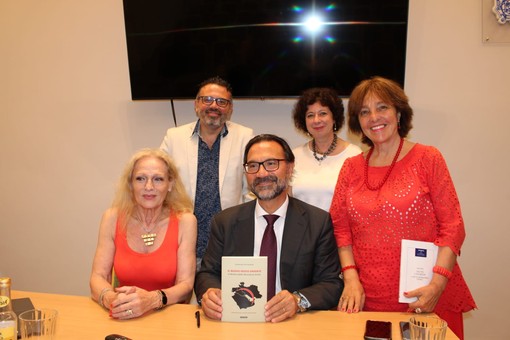 Sanremo, Giovan Battista Brunori presenta 'Il nuovo Medio Oriente. Il declino della Mezzaluna Sciita' (Foto)