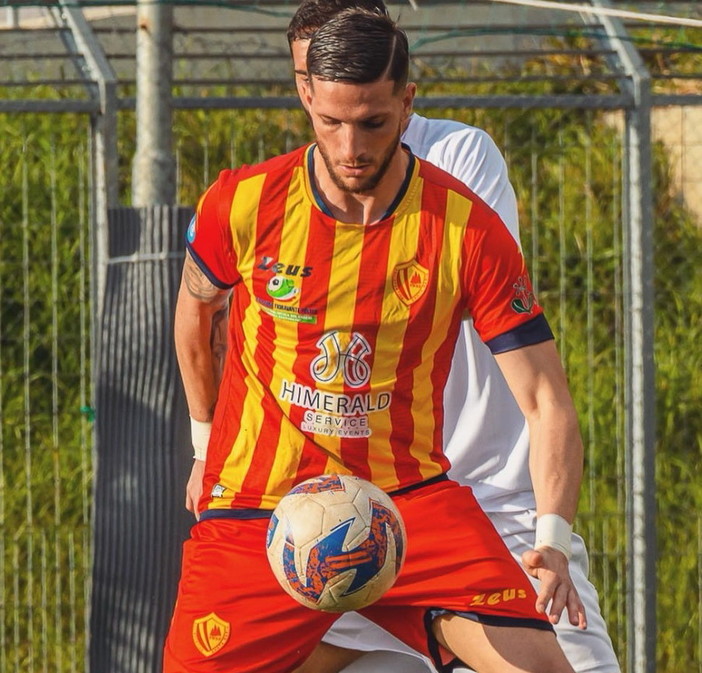 Calcio: colpo di mercato in attacco per la Sanremese, arriva la punta centrale Giuseppe Tedesco