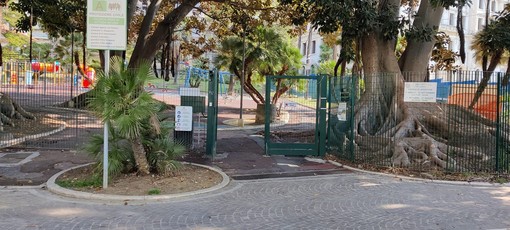 Sanremo: giardini della Foce ostaggio di vandali e non solo, Comitato presenta raccolta firme &quot;Vogliamo un custode&quot;