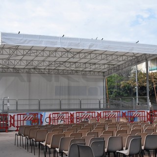 Bordighera, l'Orchestra Note Libere porta in scena 'Fantasia d'estate' ai giardini Lowe (Foto)