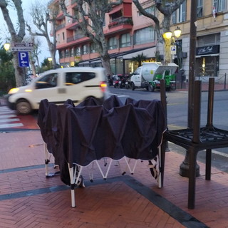 Ventimiglia: il gazebo della discordia, la Lega replica a Federazione Civica: "Attenersi alle regole stabilite dal Comando di Polizia Locale”
